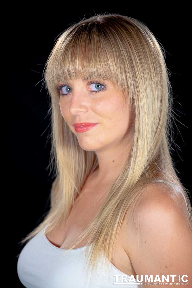 I met T'Lane through a session I shot for a friend of hers on Manhattan Beach. She was absolutely gorgeous and I was thrilled that she agreed to shoot with me.